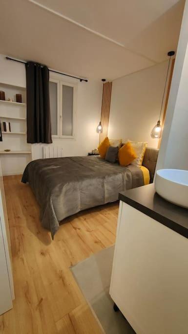 Joli Appartement Au Pied Du Tramway Bezons Eksteriør bilde